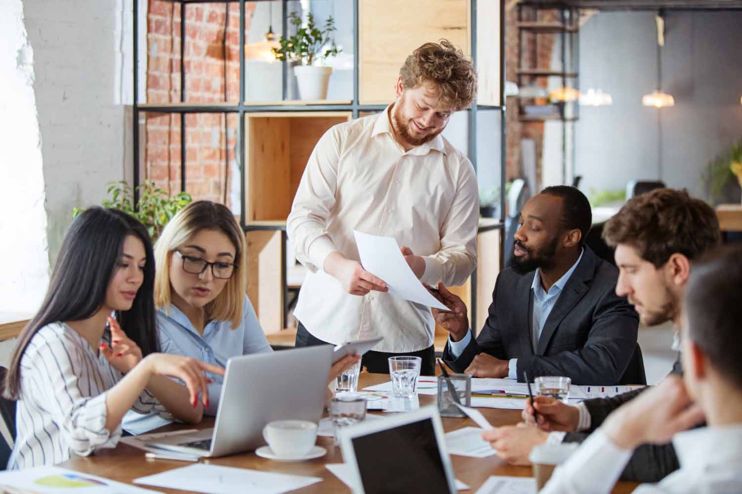 Confira dicas e fatos sobre o conceito da inteligência emocional no trabalho, além de conhecer as técnicas para aplicá-la